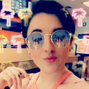 Meet your Posher, Emily